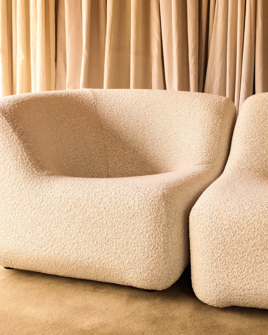 Featherston IV Numero Sofa vintage wool boucle grant mary featherston retro melbourne wool sydney piazza