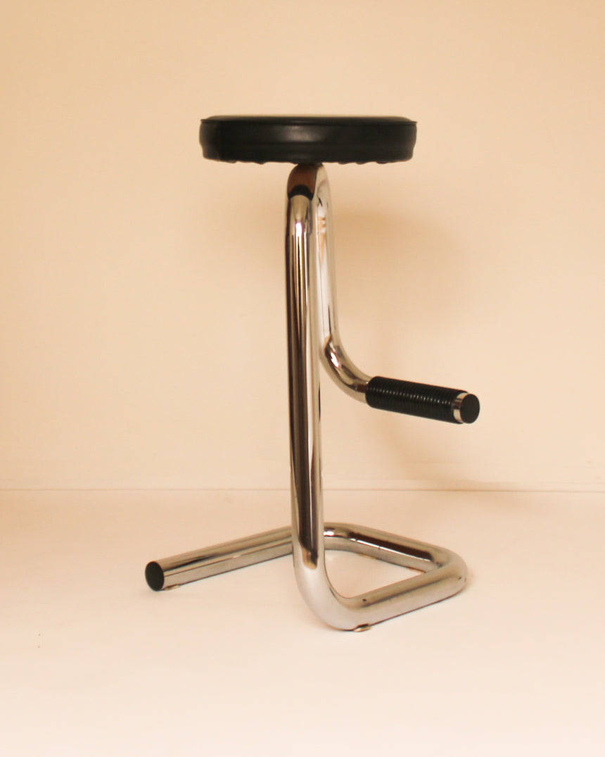 chrome vintage 1970s 70s paper clip stool kinetics seating stools vintage piazza instagram