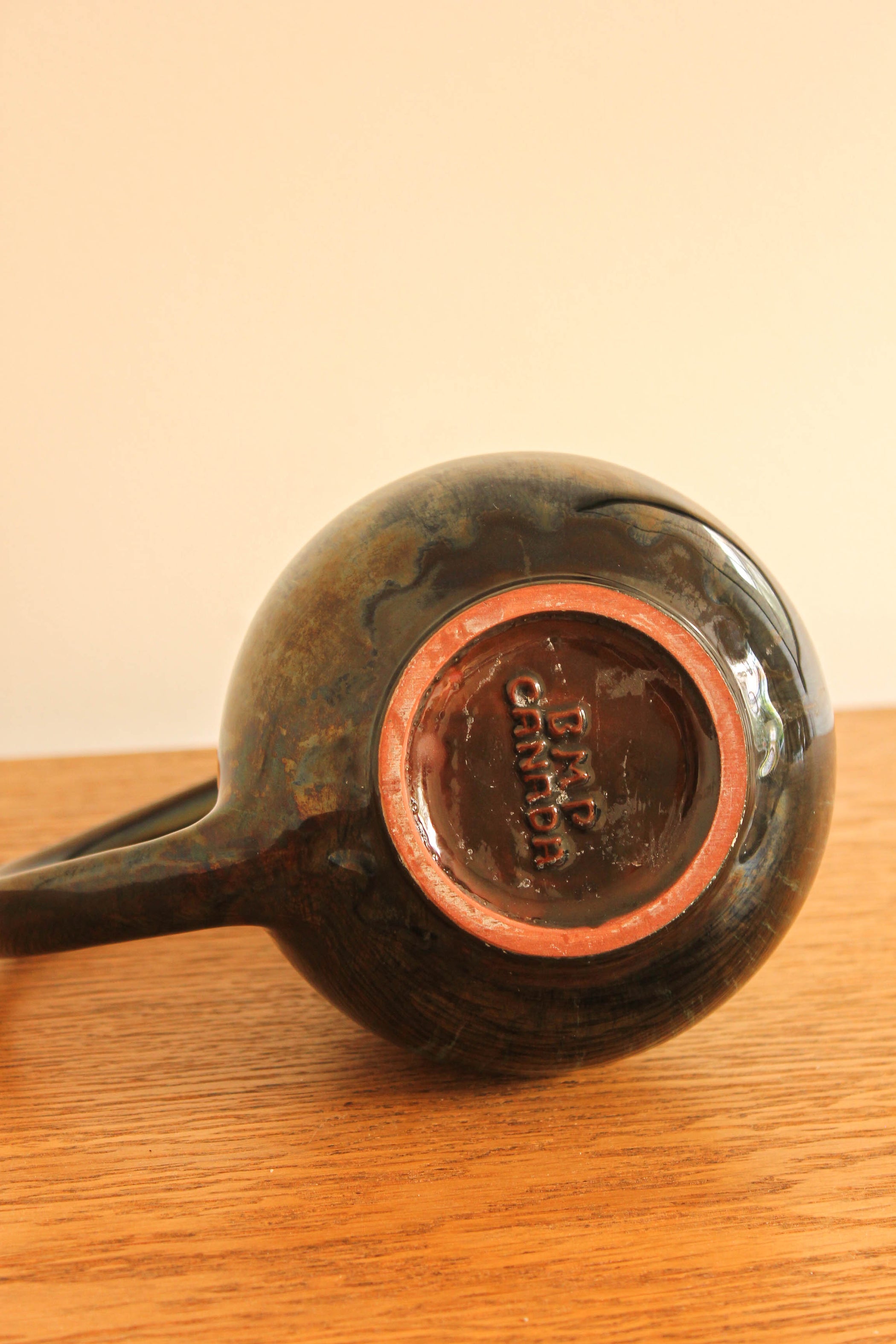 Blue Mountain Pottery Ceramic Pitcher (Canadian BMP Collectible) c.196 Piazza Piazza